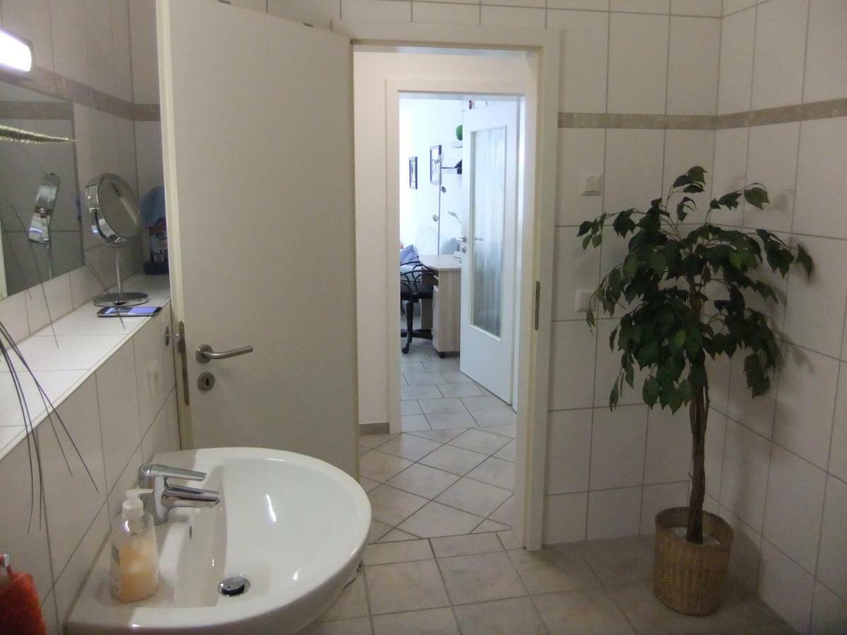 Beautiful Apartment Im Zentrum Von Sankt Augustin Luaran gambar